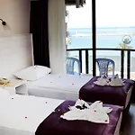 باي كاراسلان إن 4*
