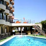 باي كاراسلان إن كوشاداسيه