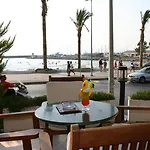 باي كاراسلان إن 4*