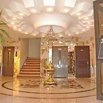 باي كاراسلان إن 4* كوشاداسيه