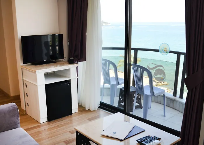 By Karaaslan Kusadasi