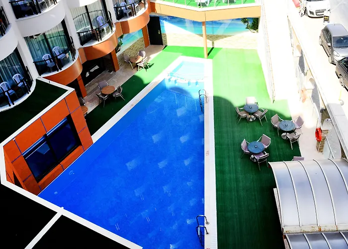 By Karaaslan Hotell Kusadası