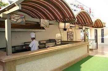 By Karaaslan Otel Kuşadası