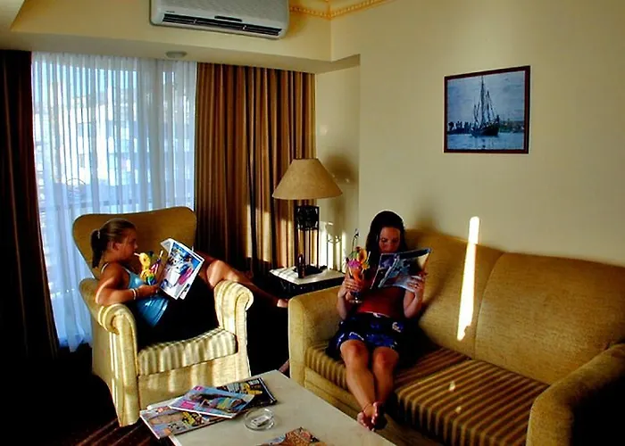 By Karaaslan Kusadası